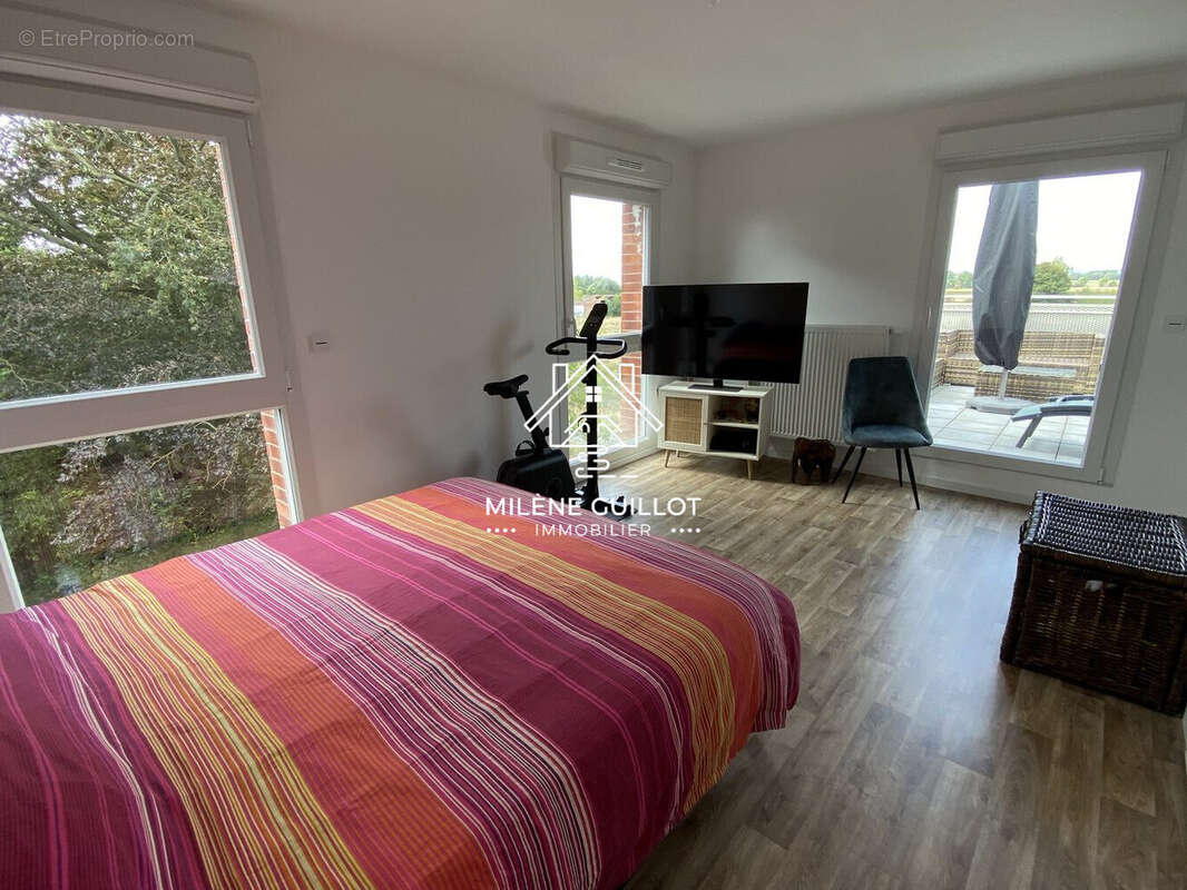 Appartement à QUESNOY-SUR-DEULE