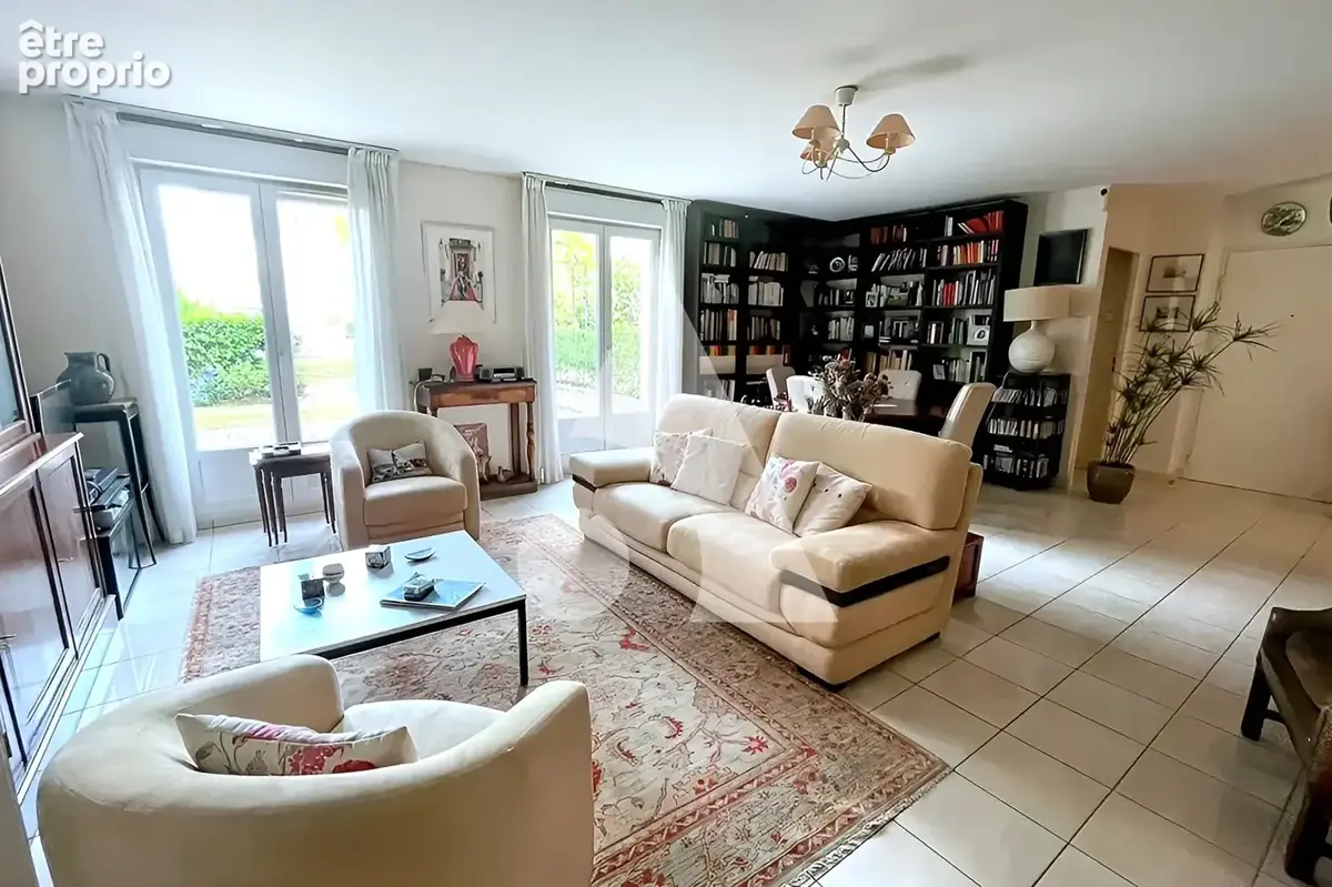 Appartement  5 pièces L'Isle Adam - photo 1