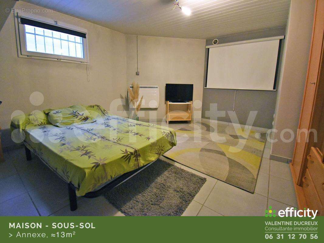 Maison à CHAZELLES-SUR-LYON