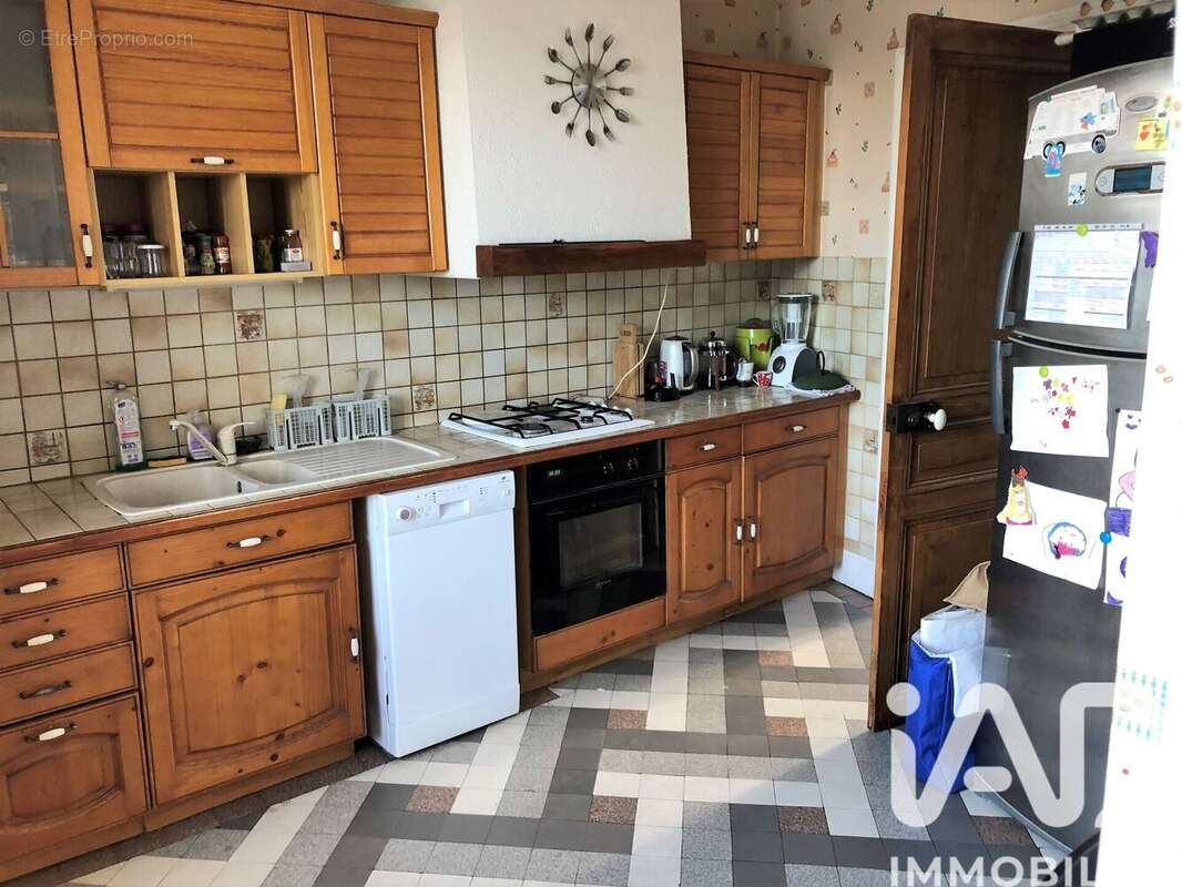 Photo 4 - Maison à MONTEREAU-FAULT-YONNE