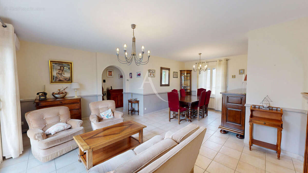 Maison à PENNAUTIER