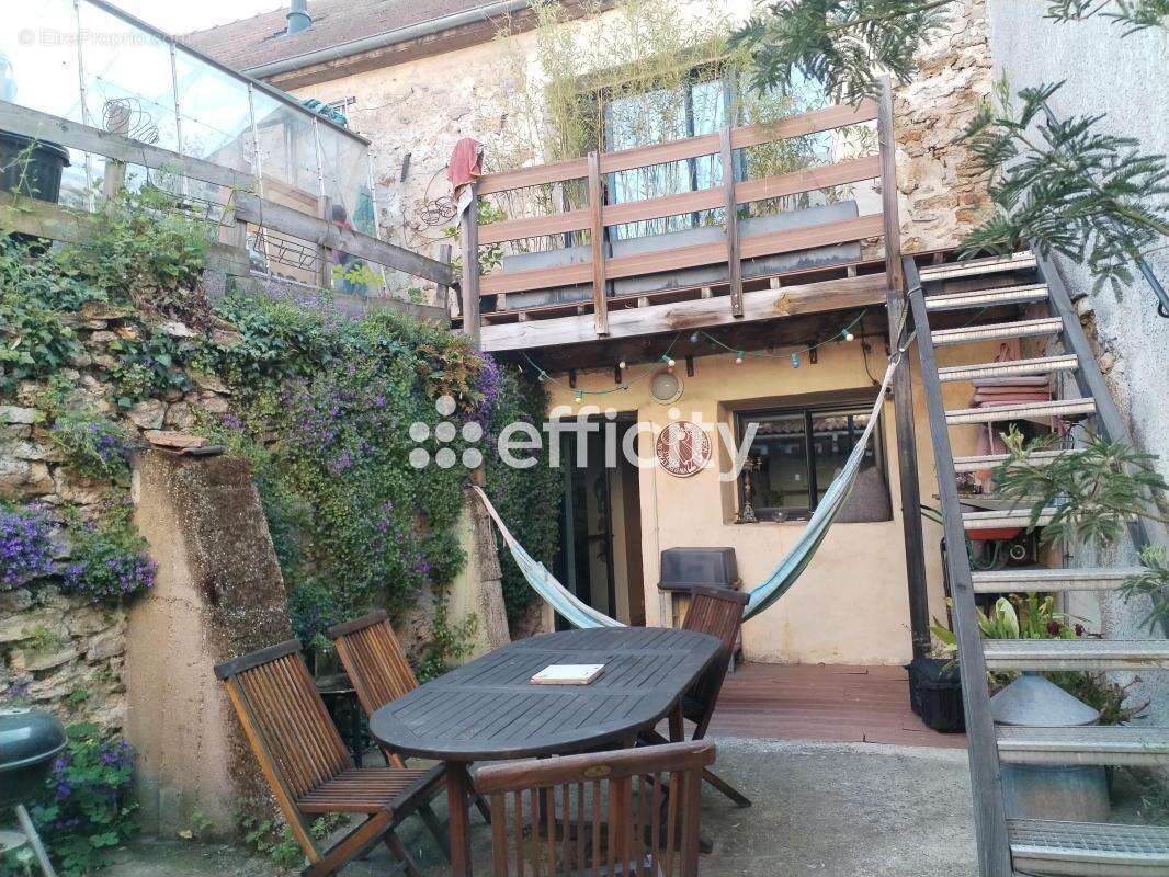 Maison 170 m² à Saulx-Les-Chartreux  - photo 16