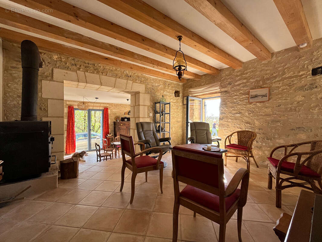 Maison à BROUCHAUD