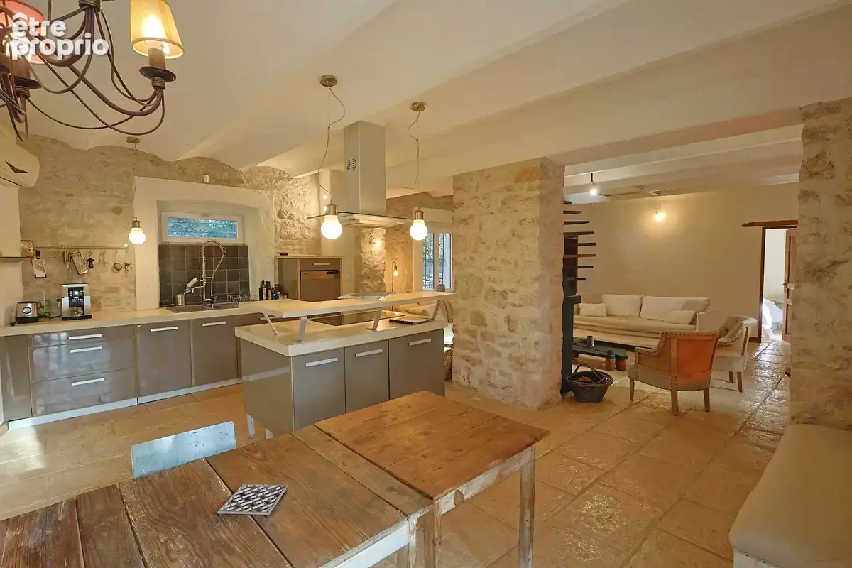 Exclusivité – vallauris – ancienne bergerie rénovée – 193 m² – 5 chambres – piscine - photo 18