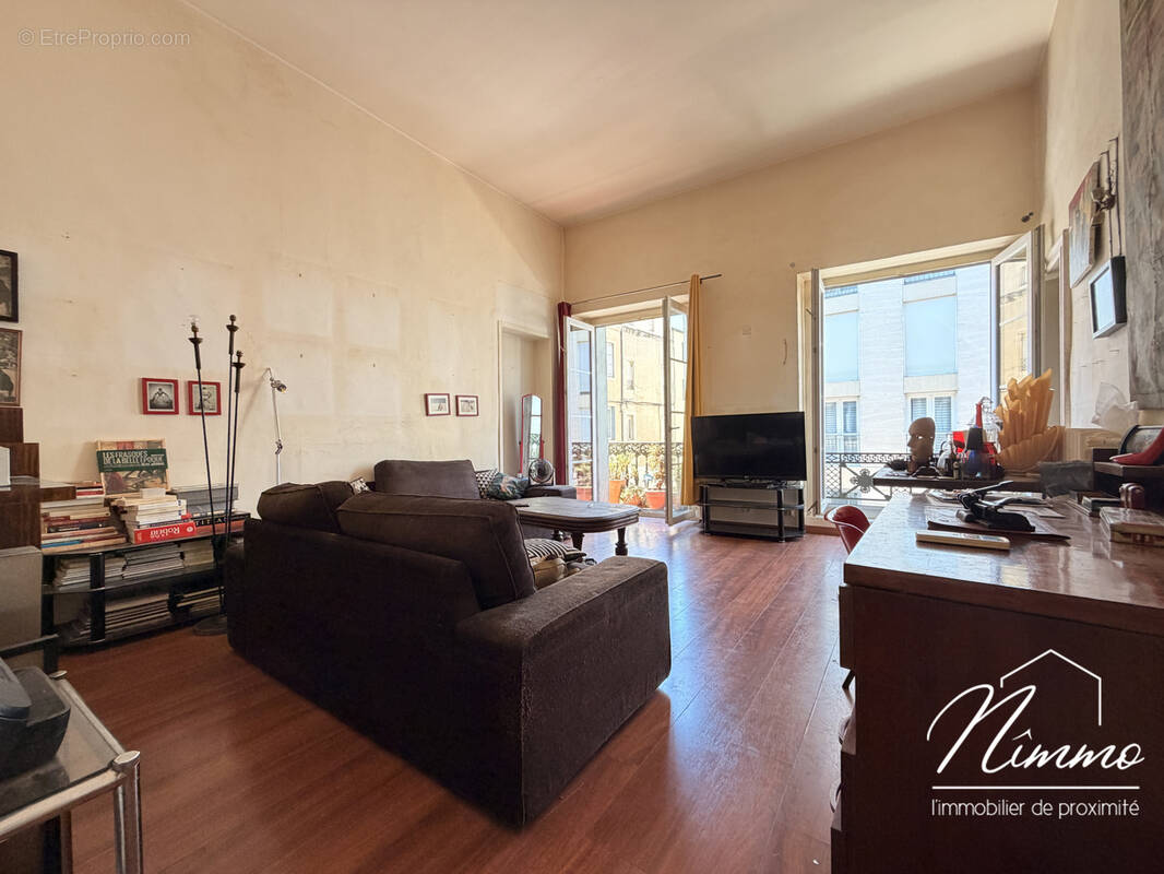 Appartement à NIMES