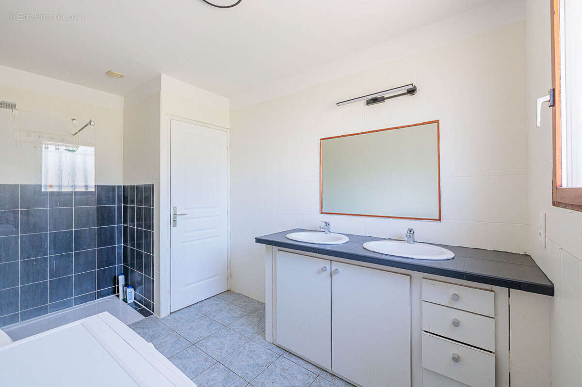 Maison à SAINT-ORENS-DE-GAMEVILLE