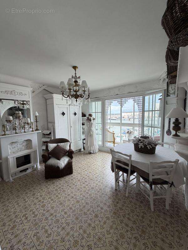 Appartement à PORT-LA-NOUVELLE