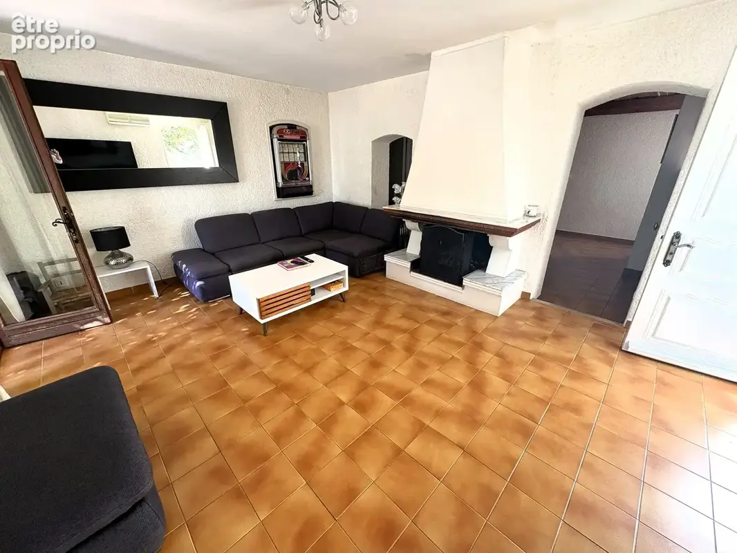 Maison 6 pièces non mitoyenne, 3 chambres, garage, terrain plat - Les Arènes - photo 6