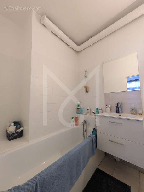 Appartement à MEYRARGUES