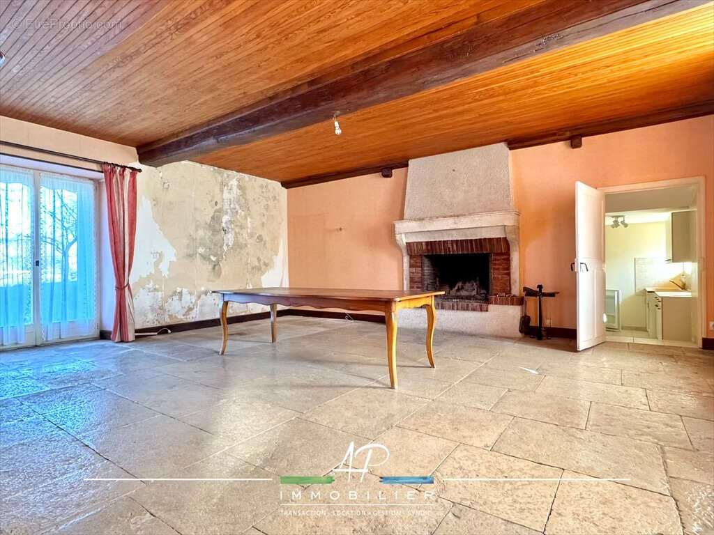 Maison à FRANCHEVILLE