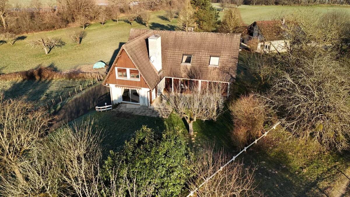 Maison à SAINT-MAURICE-COLOMBIER