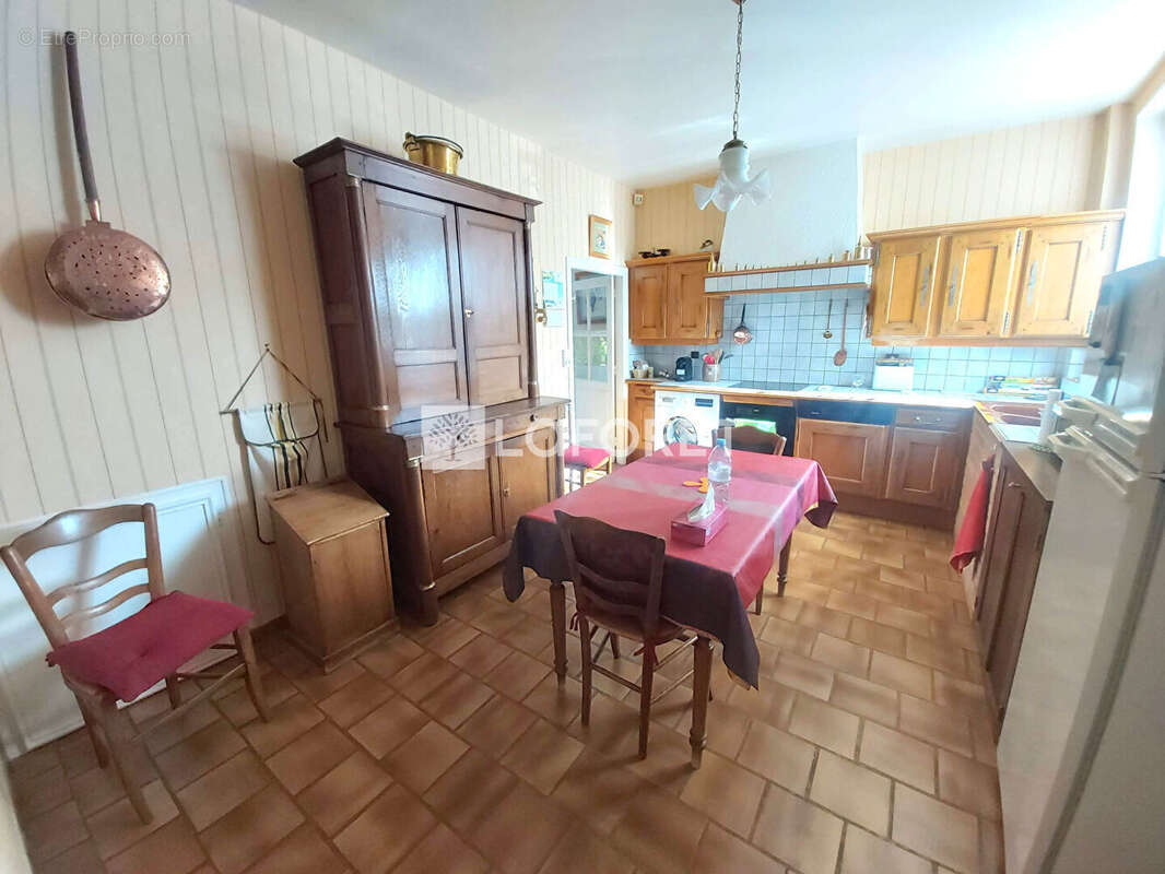 Maison 264 m² à Luzancy  - photo 7