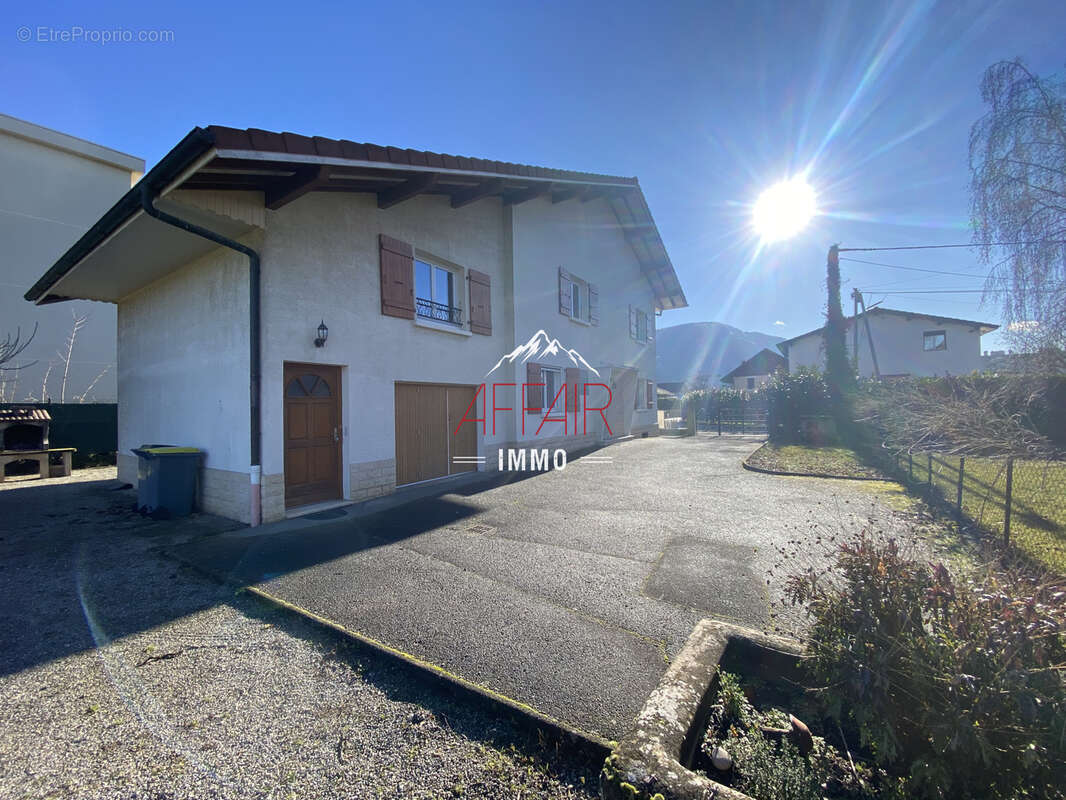 Appartement t2 53 m2 dans maison - 74240 gaillard - photo 9