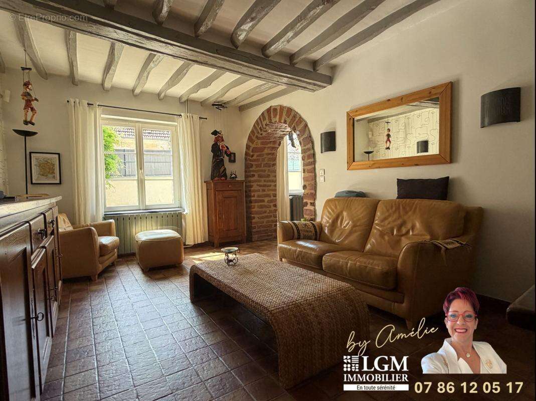 MAGNIFIQUE LONGÈRE de 209 m² - 4 Chambres - Dépendances - photo 7