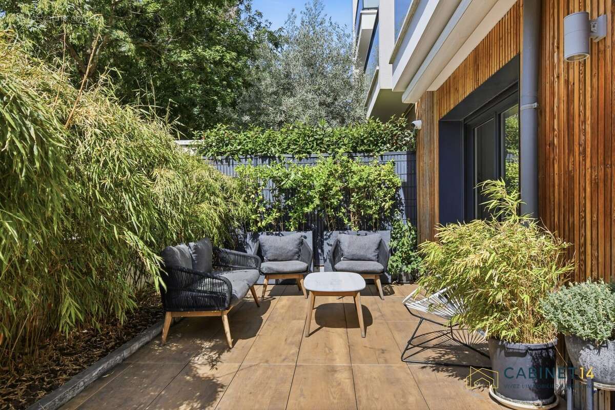 Maison à SURESNES
