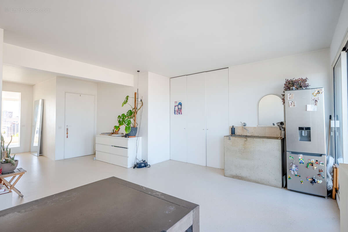 romainville44-12 - Appartement à LES LILAS
