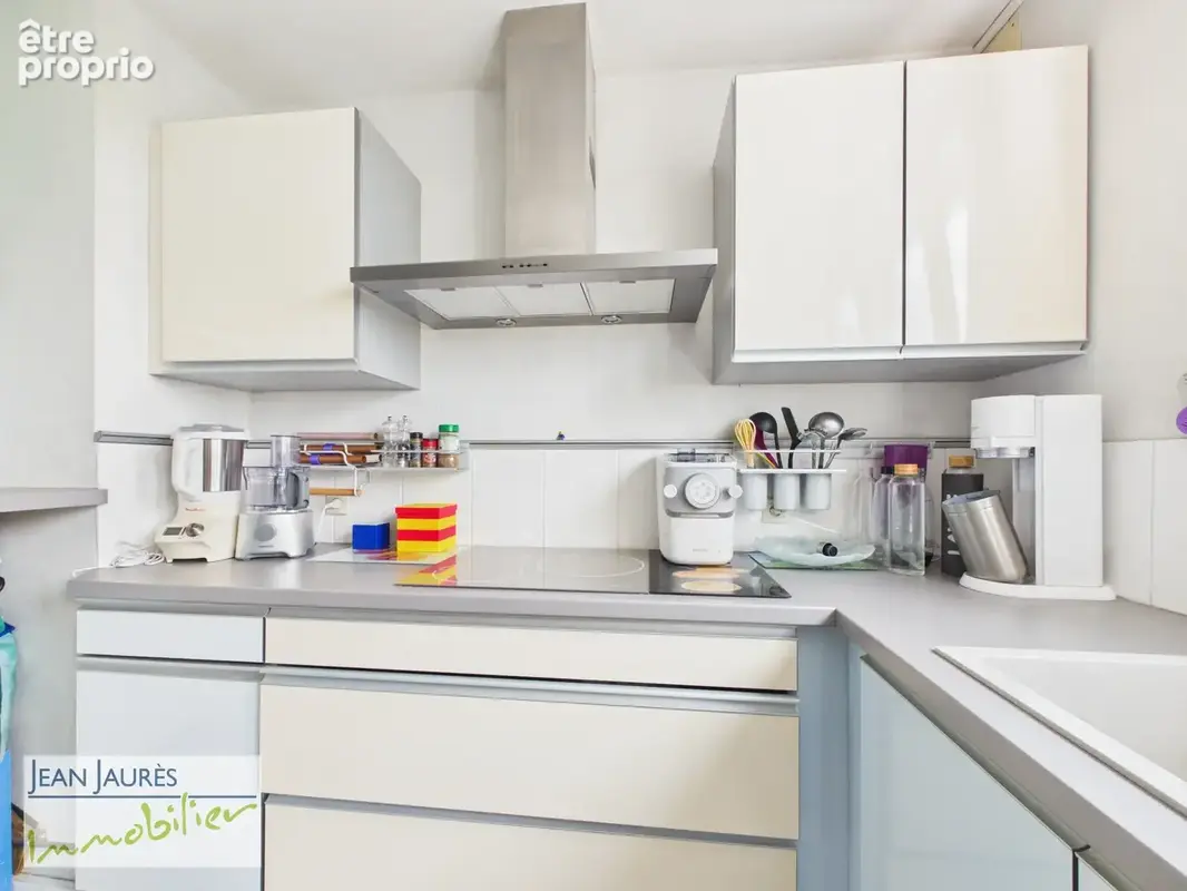 Appartement lumineux de 94 m2   5ᵉ étage avec ascenseur, balcon et climatisation - photo 7