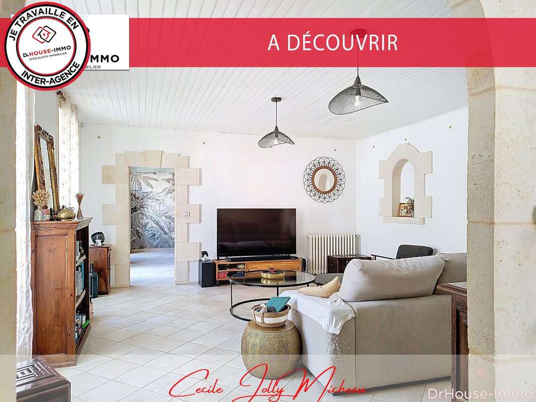 Maison à SAINT-GENES-DE-BLAYE