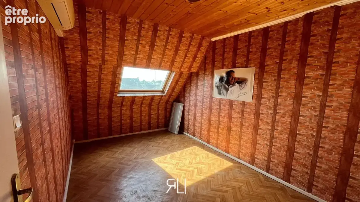 Maison avec jardin et garage - photo 9