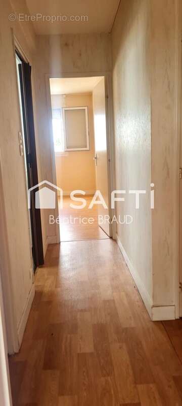 Photo 2 - Appartement à SAINT-JUNIEN