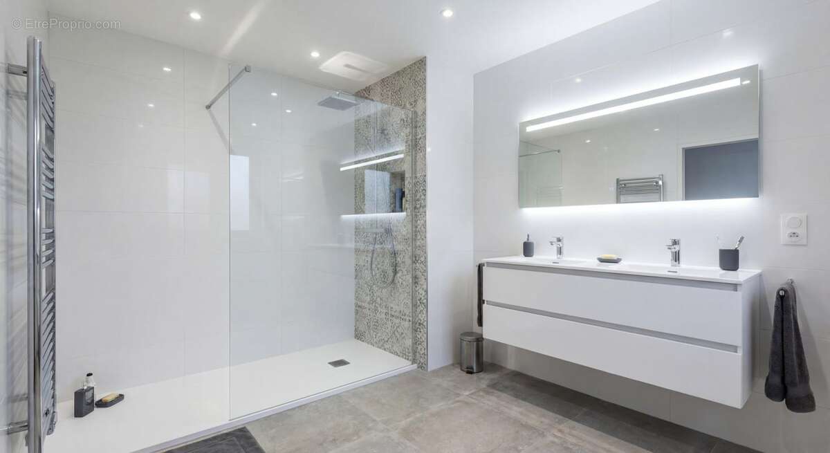 Appartement à CLAIX