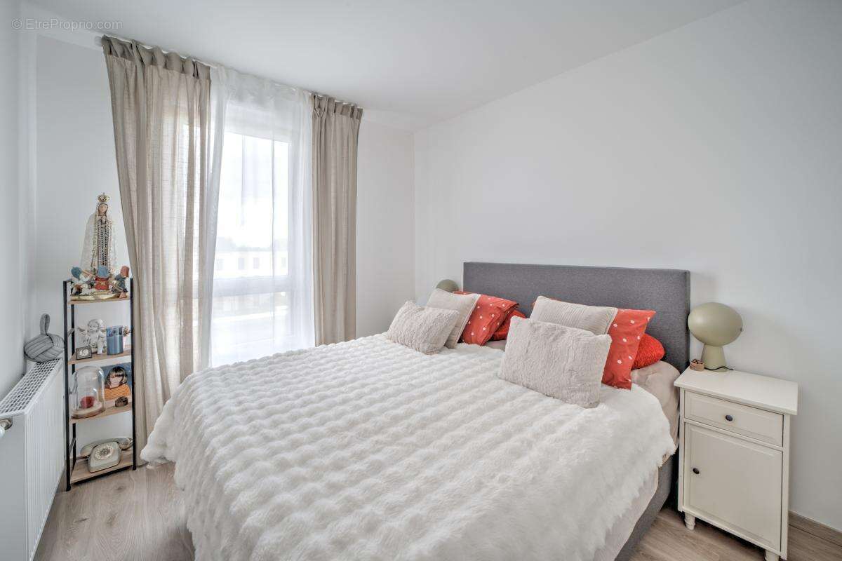 Appartement à CESSY