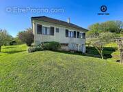 Maison à SAINT-VIANCE