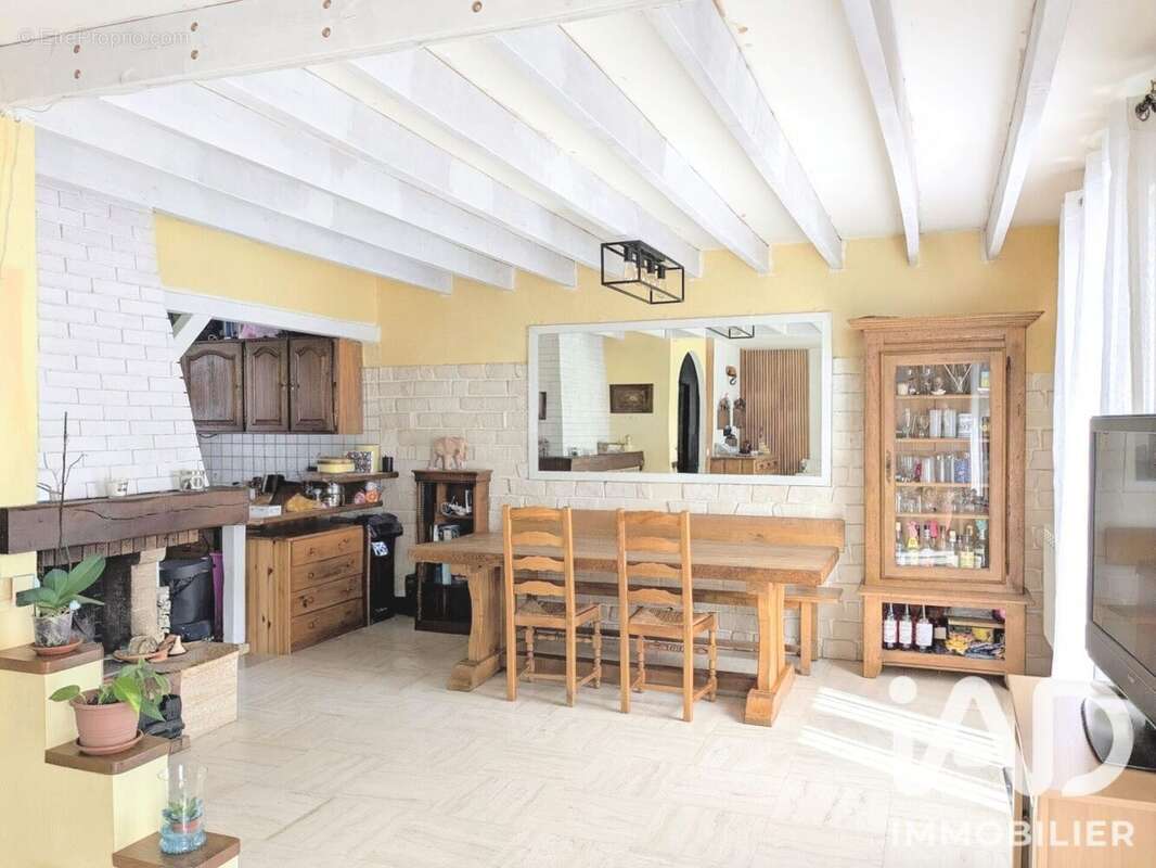 Maison 101 m² à Soignolles-En-Brie  - photo 5