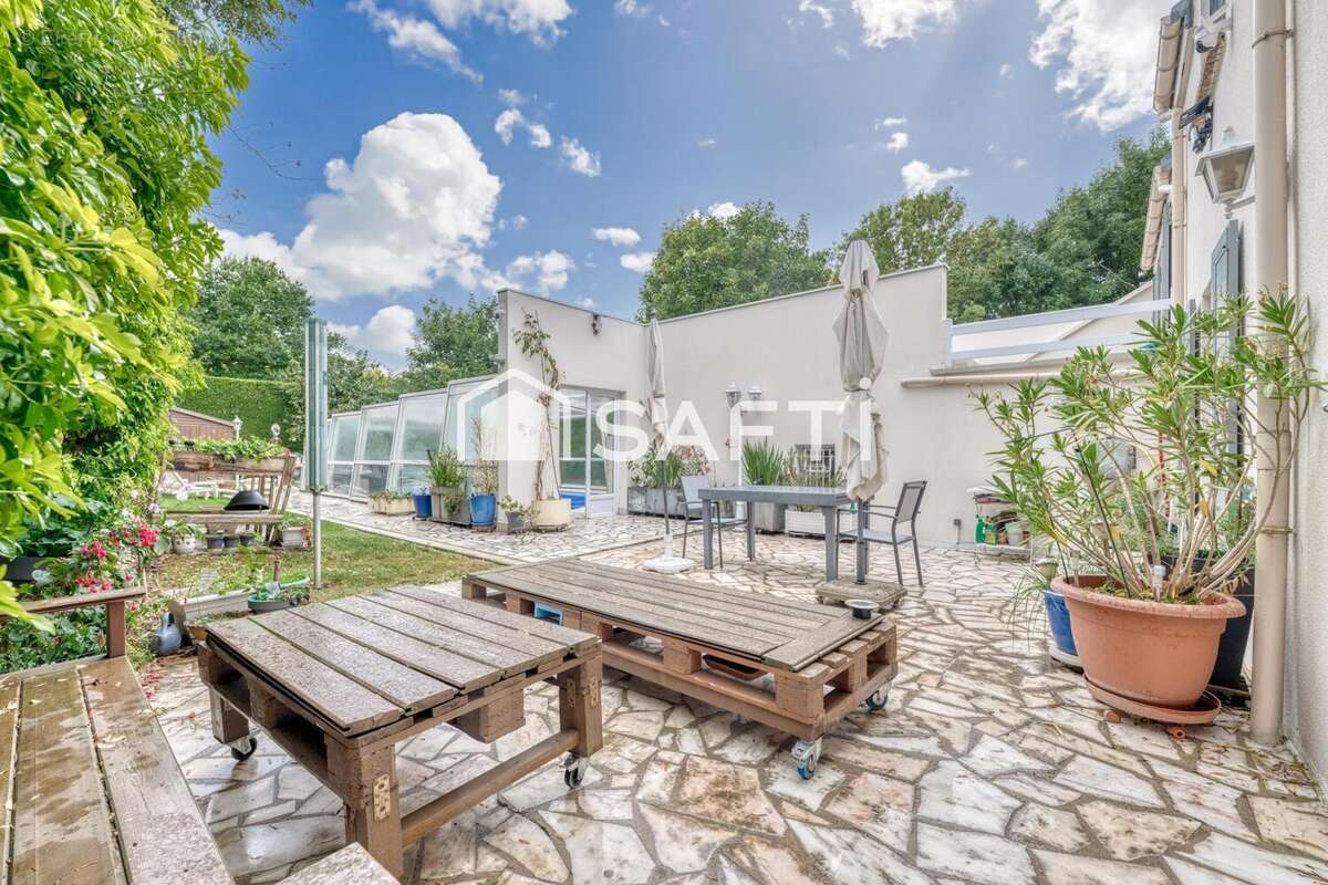 Photo 2 - Maison à TORCY