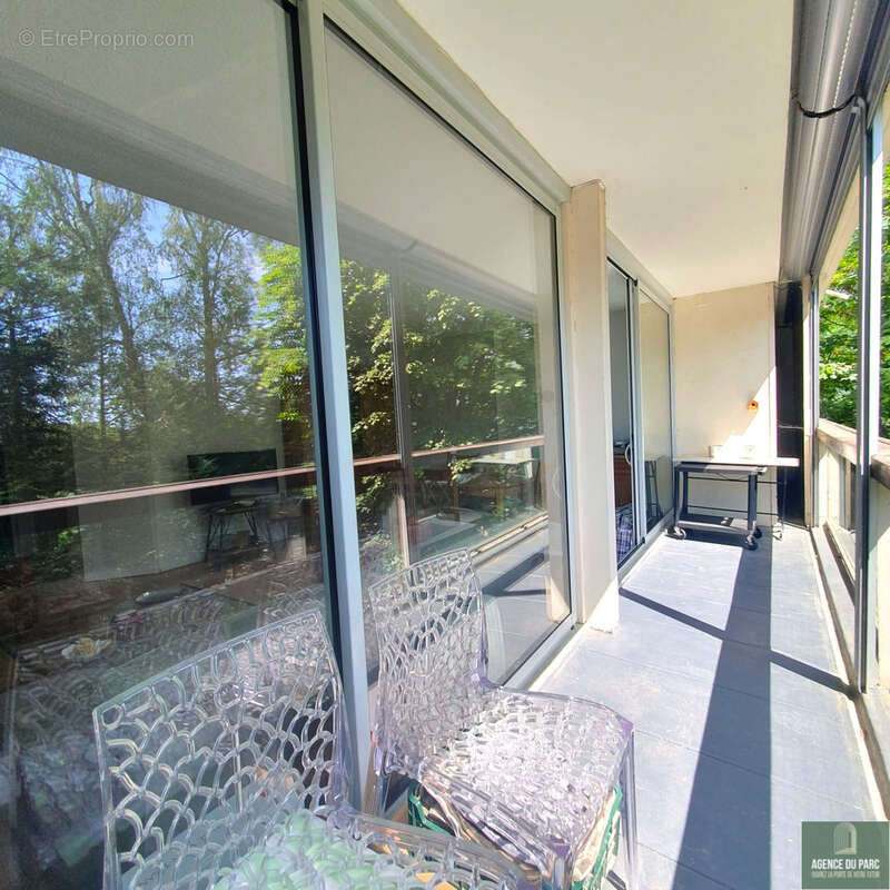 Appartement à VILLE-D'AVRAY