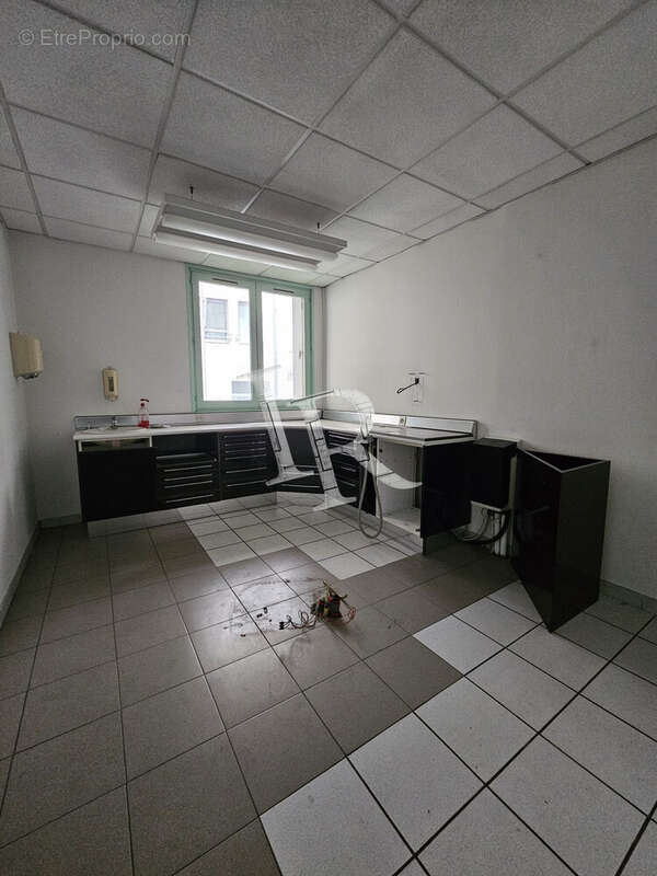 Commerce à LE PUY-EN-VELAY