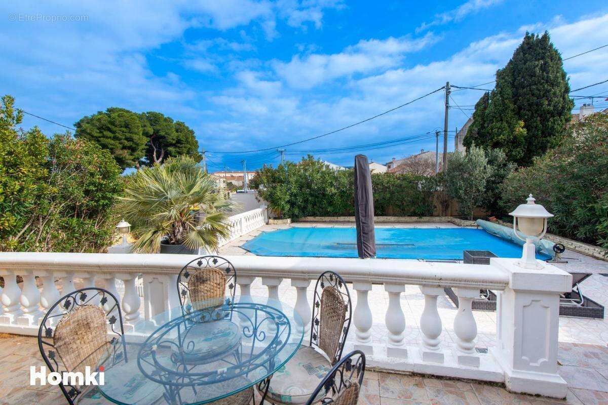 Maison à SAINT-VICTORET