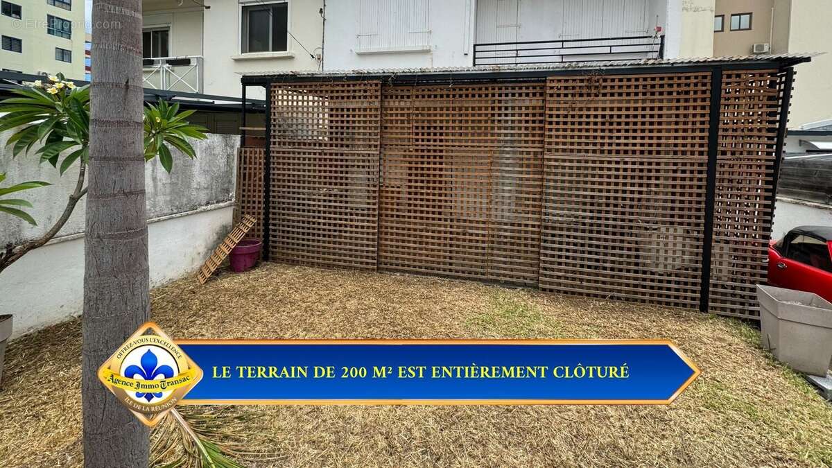 Maison 100 m² à Saint-Denis  - photo 9