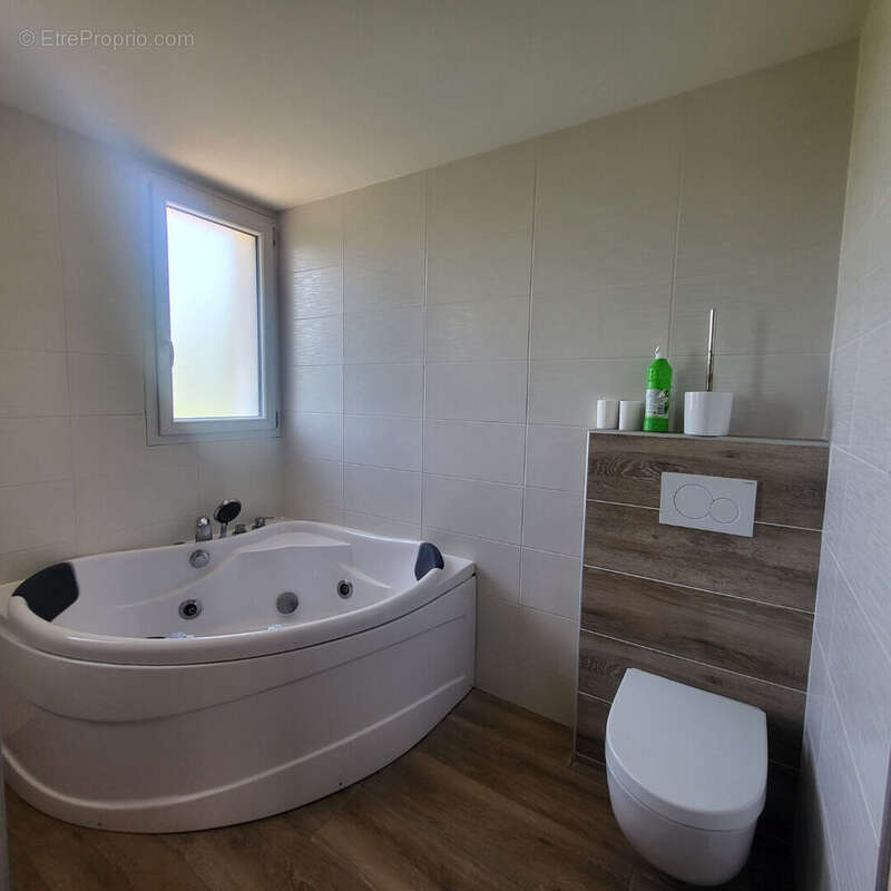 Maison à PARAY-LE-MONIAL