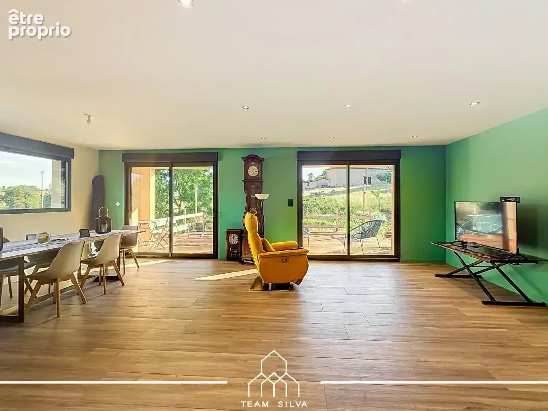 Maison 4 pièces 110 m² à vendre à Chambost-Longessaigne (69770) - photo 18