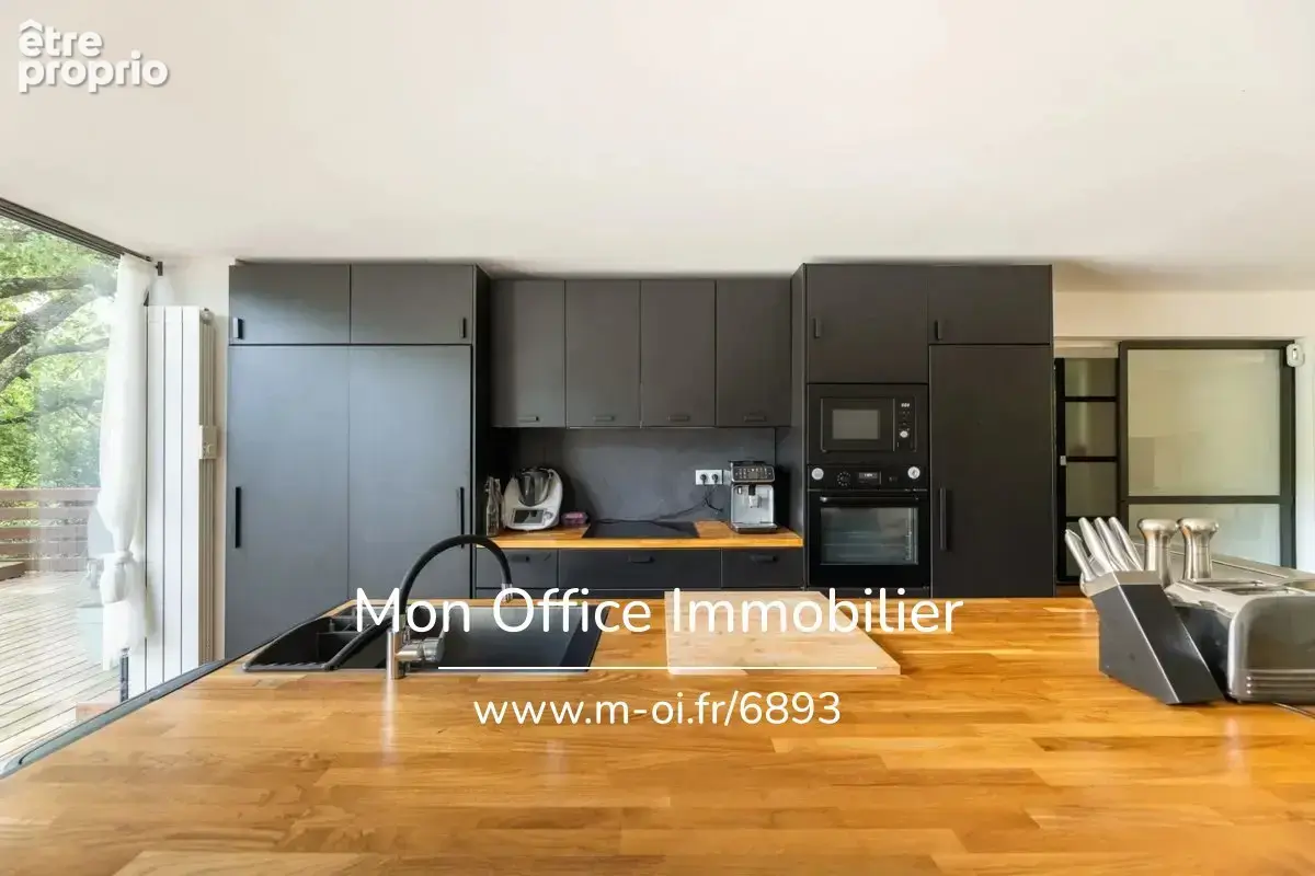 Référence : 6893-YAN. - Appartement 5 pièces + terrasse + piscine - photo 4