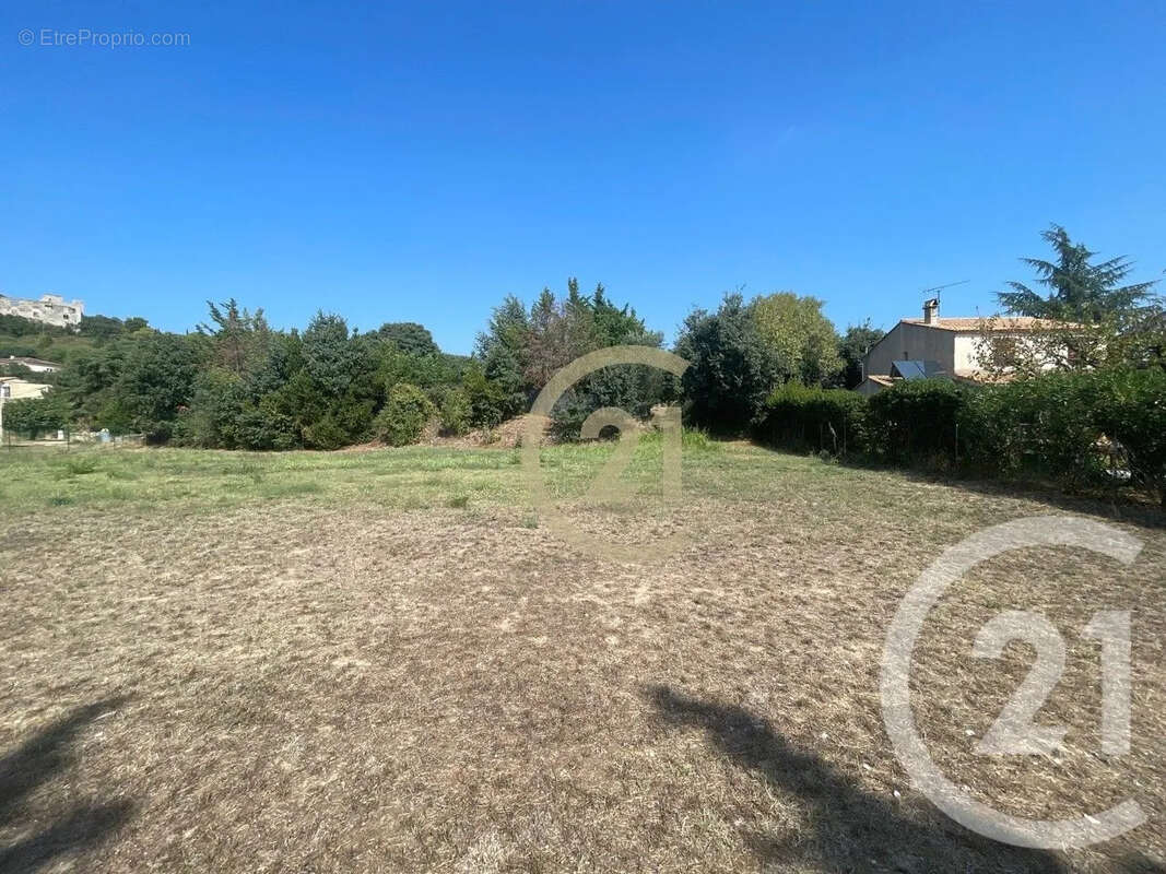 Terrain à LEDENON