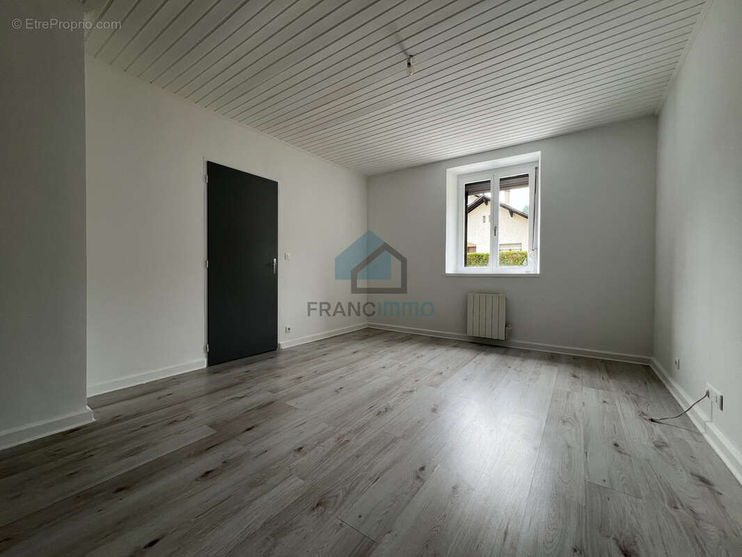 Appartement à SAINT-HIPPOLYTE