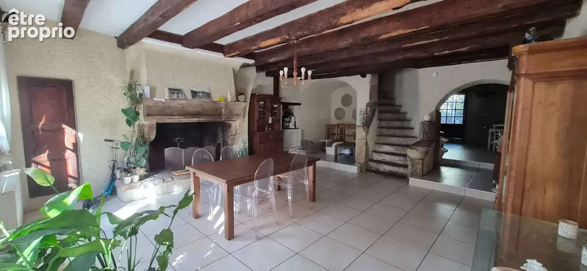 Maison à CONDRIEU