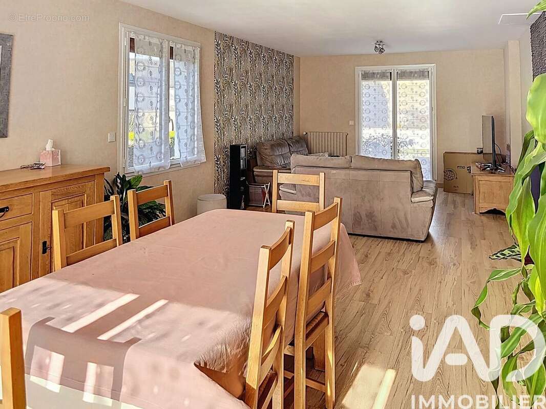 Photo 4 - Maison à INGRANDES