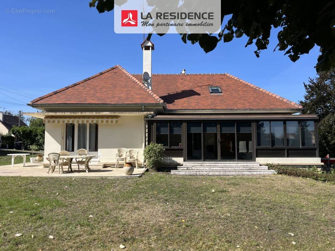 Maison à SAINT-OUEN-L&#039;AUMONE