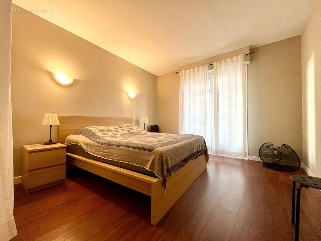 Au coeur du quartier plage, appartement 5 pièces avec superbe terrasse - photo 19