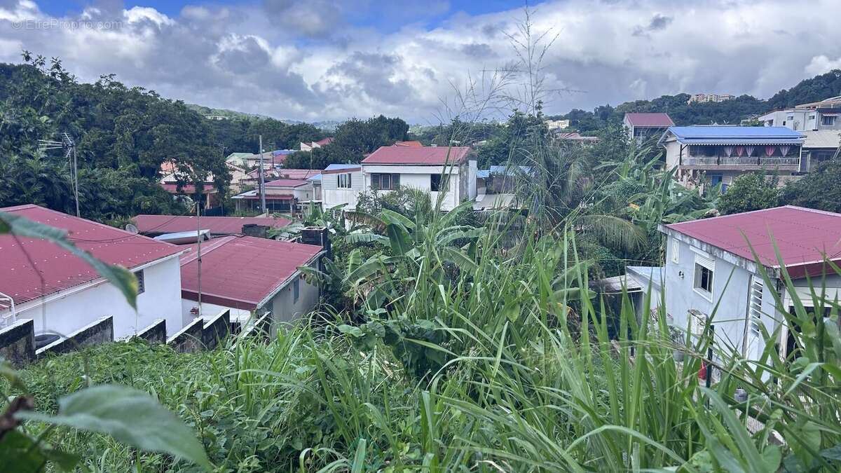 Terrain à FORT-DE-FRANCE