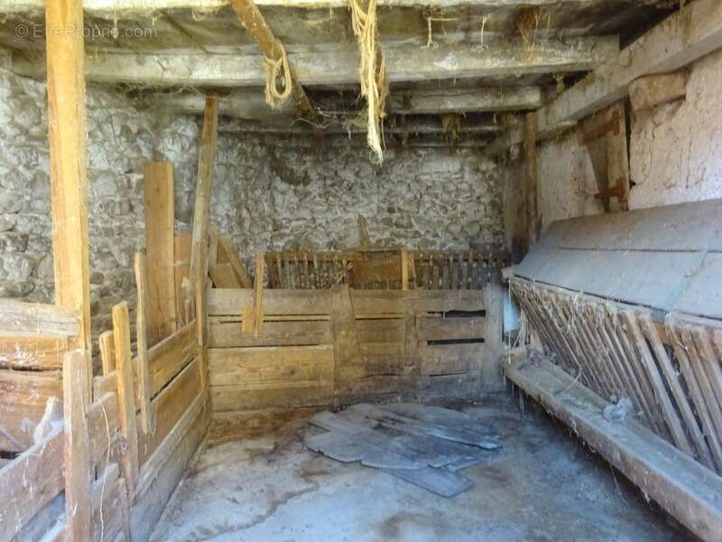 Maison à DOMPIERRE-LES-ORMES