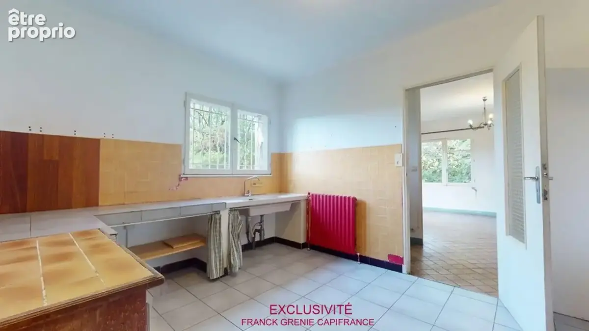 Tourves – maison à rénover 151 m² – 5 chambres – garage 60 m² – terrain 1 210 m² – panneaux solaires - photo 7