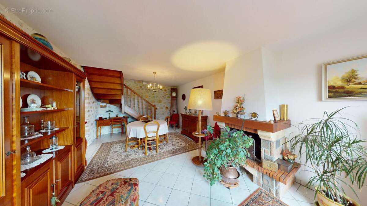Maison à MEREAU