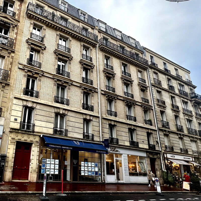 Appartement à LEVALLOIS-PERRET