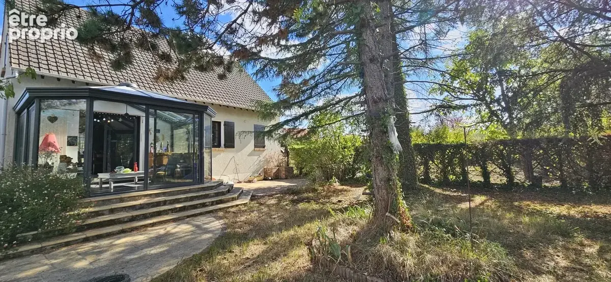 Maison familiale de 110 m² sur terrain clos de 934 m² - photo 2