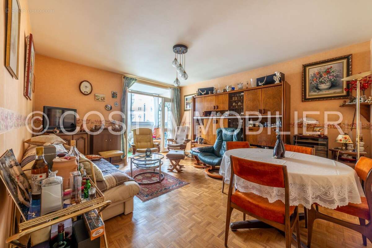 Appartement à BOIS-COLOMBES