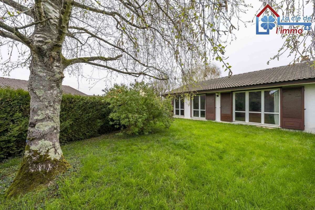 Maison à MOISSY-CRAMAYEL